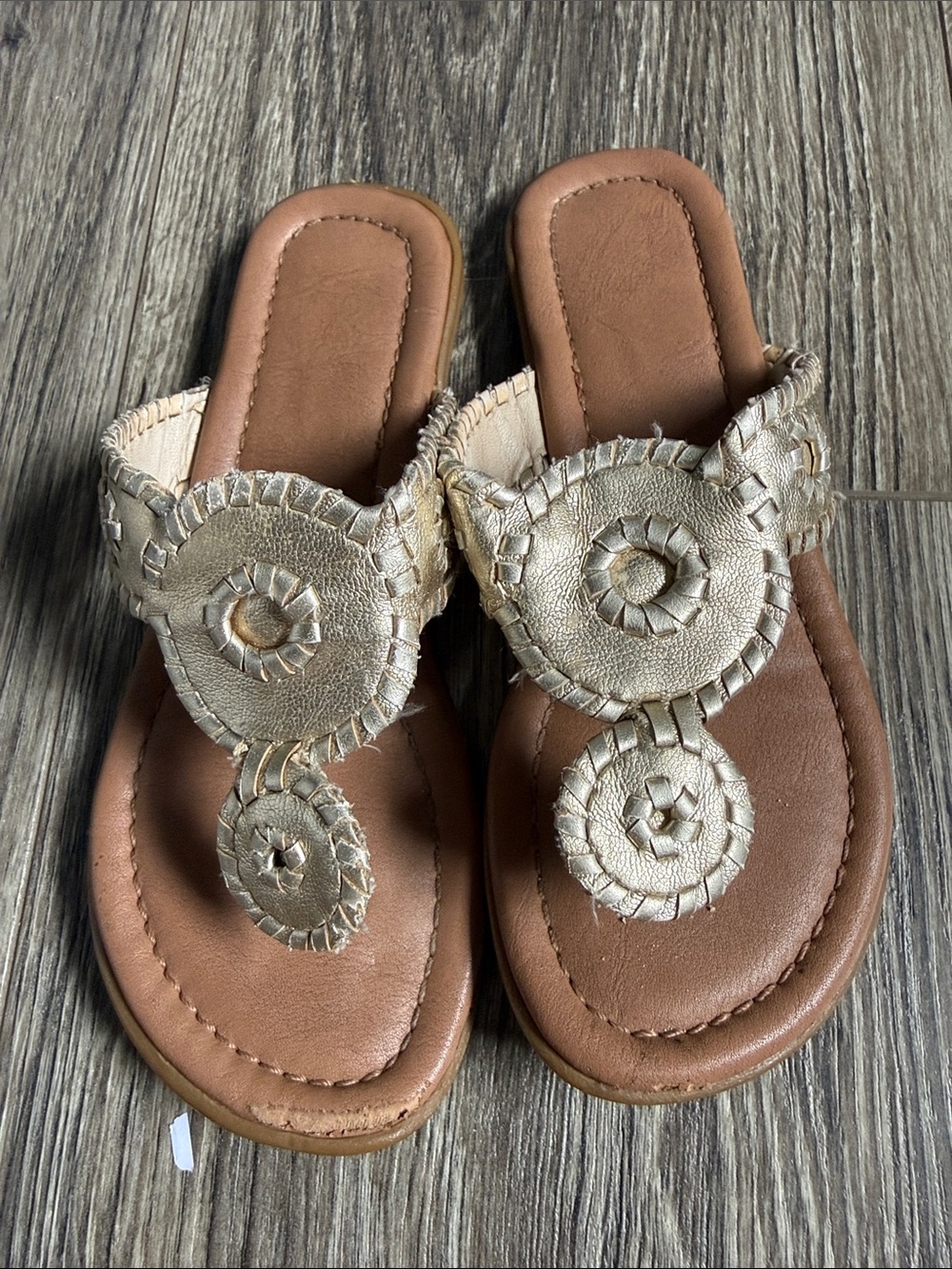 Girls Metallic Gold Circle-Accent Slide Sandals